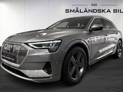 Grå Begagnad 2019 Audi e-tron Proline SUV | 289 000 kr (Marknadspris)