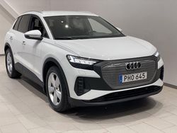 Vit (glaciärvit metallic) Begagnad 2023 Audi Q4 e-tron Proline SUV | 389 000 kr (Bra pris)