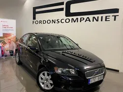 Svart Begagnad 2004 Volvo S40 Sedan | 69 900 kr (Marknadspris)