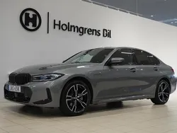 Grå Begagnad 2023 BMW 330e Comfort Edition Sedan | 528 800 kr (Bra pris)