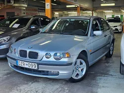 Silver Begagnad 2003 BMW 316 Compact Advantage Halvkombi | 29 999 kr (Marknadspris)