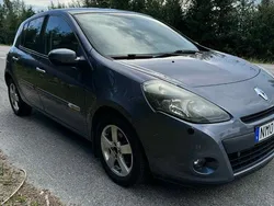 Blå Begagnad 2010 Renault Clio R.S. Halvkombi | 45 000 kr (Lite dyr)