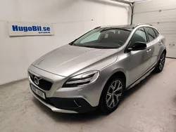 Silver (silvermetallic) Begagnad 2019 Volvo V40 CC Kombi | 219 500 kr (Lite dyr)
