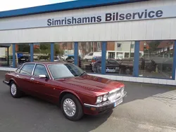 Mörkröd Begagnad 1993 Jaguar XJ Sedan | 69 000 kr
