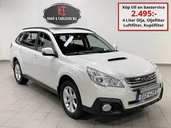 Vit Begagnad 2013 Subaru Outback SUV | 179 000 kr