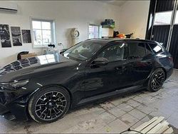 Svart Begagnad 2025 BMW M5 Kombi | 1 655 000 kr