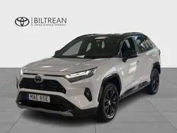 Vit Begagnad 2023 Toyota RAV4 Hybrid Style SUV | 464 000 kr (Lite dyr)