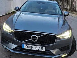 Grå Begagnad 2018 Volvo XC60 Momentum SUV | 319 900 kr (Lite dyr)