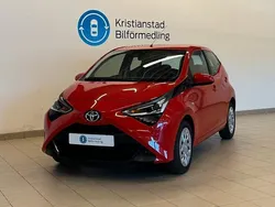Röd Begagnad 2019 Toyota Aygo X-play Halvkombi | 109 900 kr (Marknadspris)