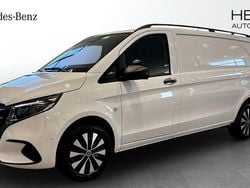 Vit (white) Begagnad 2024 Mercedes Vito Minibuss | 662 500 kr (Marknadspris)