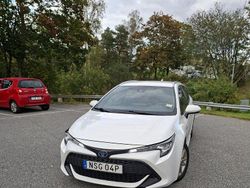 Vit Begagnad 2021 Toyota Corolla Active Kombi | 175 000 kr (Bra pris)