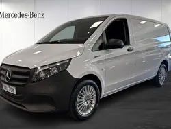 Vit Ny 2025 Mercedes e-Vito Minibuss | 637 800 kr (Marknadspris)