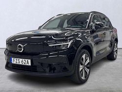Svart Begagnad 2022 Volvo XC40 Core SUV | 329 900 kr
