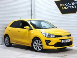 Gul Begagnad 2022 Kia Rio Advance Halvkombi | 209 900 kr (Lite dyr)