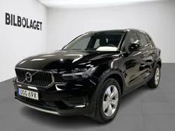 Svart Begagnad 2022 Volvo XC40 Momentum SUV | 289 800 kr (Superpris)