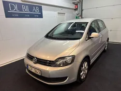 Ljusbrun (brun) Begagnad 2012 VW Golf Plus Cross Minibuss | 89 900 kr (Marknadspris)
