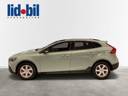 Blå Begagnad 2017 Volvo V40 CC Business Edition Kombi | 179 900 kr (Bra pris)