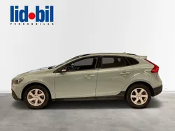 Blå Begagnad 2017 Volvo V40 CC Business Edition Kombi | 179 900 kr (Bra pris)
