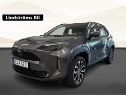Mörkgrå Begagnad 2023 Toyota Yaris Cross Active SUV | 289 000 kr (Marknadspris)