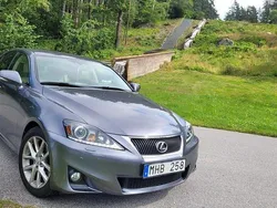 Grå Begagnad 2012 Lexus IS250 Sedan | 165 000 kr (Dyr)