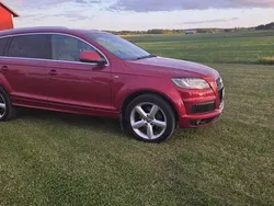 Röd Begagnad 2013 Audi Q7 S-Line SUV | 160 000 kr (Marknadspris)