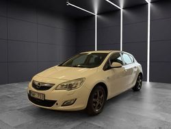Vit Begagnad 2012 Opel Astra Enjoy Halvkombi | 49 900 kr (Marknadspris)