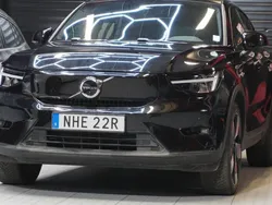 Svart Begagnad 2023 Volvo EC40 Ultimate SUV | 510 000 kr (Dyr)