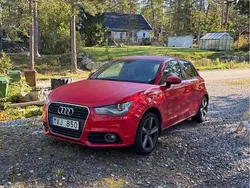 Röd Begagnad 2013 Audi A1 Halvkombi | 84 900 kr