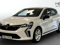 Glaciär vit Begagnad 2024 Renault Clio V Evolution Halvkombi | 209 900 kr (Bra pris)