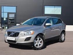 Ljusbrun (brun) Begagnad 2011 Volvo XC60 Momentum SUV | 109 900 kr (Marknadspris)