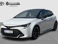 Grå Begagnad 2020 Toyota Corolla Plus Halvkombi | 269 900 kr (Marknadspris)