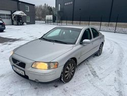 Grå Begagnad 2006 Volvo S60 Sedan | 30 000 kr (Bra pris)