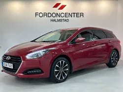 Mörkröd Begagnad 2015 Hyundai i40 Kombi | 79 900 kr (Marknadspris)