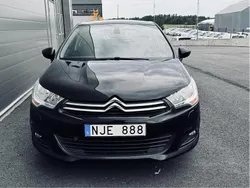 Begagnad 2013 Citroën C4 Halvkombi | 59 800 kr (Marknadspris)