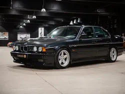 Begagnad 1988 BMW 535 Sedan | 335 500 kr