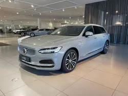Grå Ny 2024 Volvo V90 Core Kombi | 534 900 kr (Bra pris)