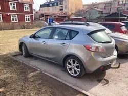 Grå Begagnad 2009 Mazda 3 Inclusive Halvkombi | 15 000 kr (Bra pris)