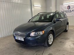 Blå Begagnad 2007 Volvo V50 Kinetic Kombi | 54 900 kr (Marknadspris)