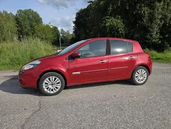 Röd Begagnad 2012 Renault Clio R.S. Halvkombi | 49 000 kr (Marknadspris)