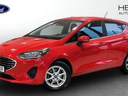 Röd (red) Begagnad 2023 Ford Fiesta Titanium Halvkombi | 169 900 kr (Marknadspris)