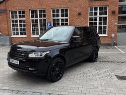Svart Begagnad 2015 Land Rover Range Rover SUV | 360 000 kr (Marknadspris)