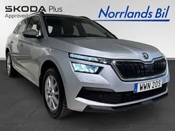 Silver (brilliant silver metallic) Begagnad 2023 Skoda Kamiq Ambition SUV | 259 000 kr (Marknadspris)