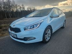 Vit Begagnad 2013 Kia Ceed Sportswagon 3 Kombi | 49 999 kr (Marknadspris)