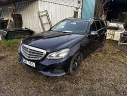 Mörkblå Begagnad 2014 Mercedes 300 Kombi | 48 000 kr