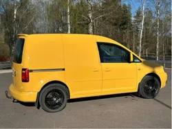 Svart Begagnad 2008 VW Caddy Cup Minibuss | 65 000 kr (Marknadspris)