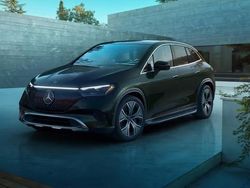 Grön Begagnad 2025 Mercedes EQE500 Edition SUV | 990 000 kr (Dyr)