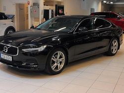 Svart Begagnad 2017 Volvo S90 Momentum Sedan | 309 900 kr (Marknadspris)
