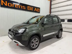 Grön Begagnad 2016 Fiat Panda Cross Cross Halvkombi | 149 000 kr