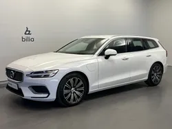 Vit Begagnad 2021 Volvo V60 Inscription Kombi | 329 500 kr (Bra pris)