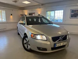 Silver Begagnad 2010 Volvo V50 Momentum Kombi | 39 900 kr (Marknadspris)